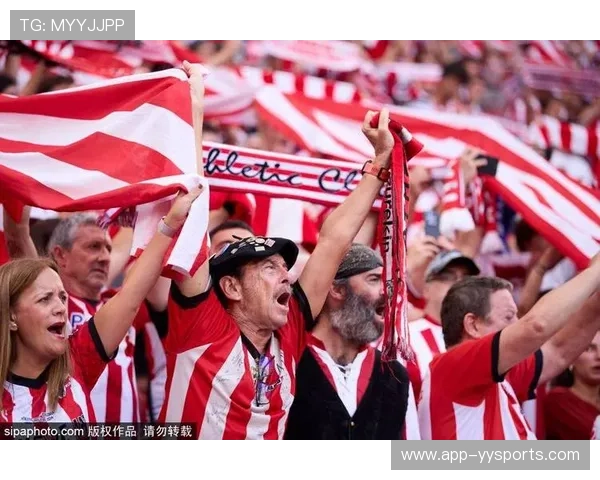 阿森纳主场球迷热情助威成比赛第十二人力挺球队荣光