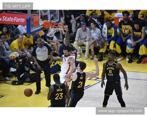 爵士对阵火箭：申京内线技巧对决马尔卡宁空间型四号位